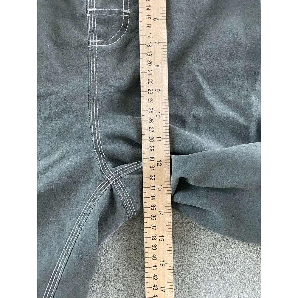 Magellan Sportswear Mens Cargo Board Shorts Gray Swim Trunks Elastic Waist 41W